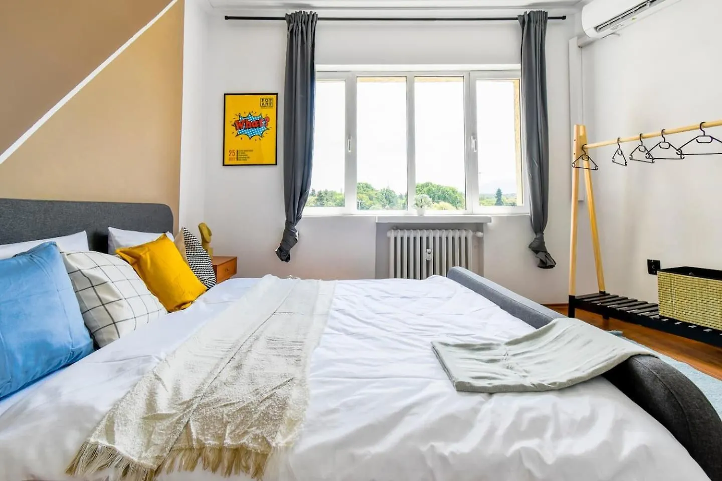 Super Fresh! 3Bdr Apartment In Sofia Center'S Artistic Area